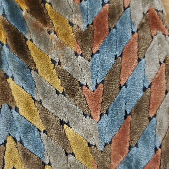 Vintage Carpet Purse - Picture 2 of 5